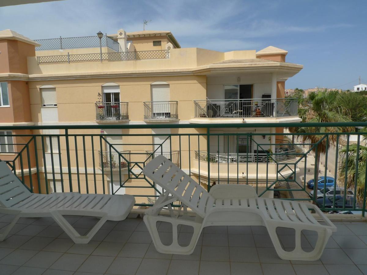 Torrox Costa Beachfront Apartment Bagian luar foto