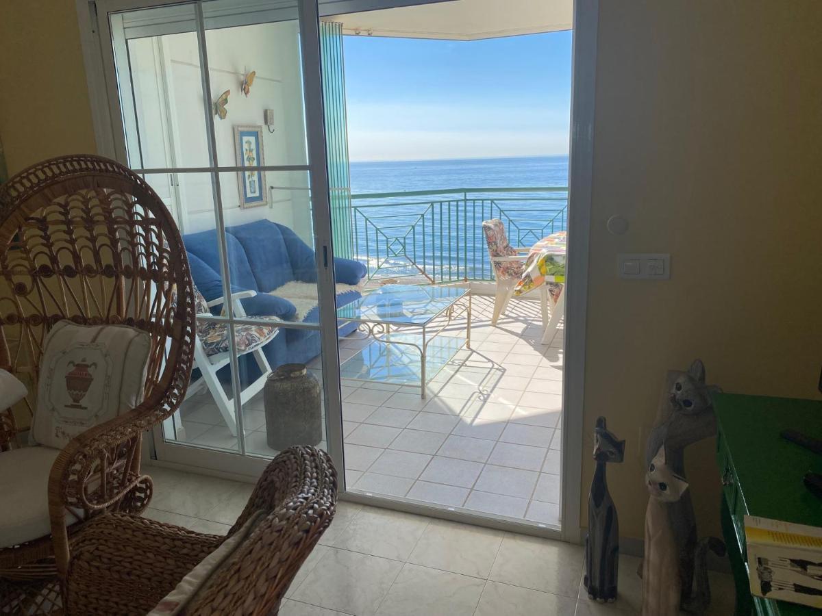 Torrox Costa Beachfront Apartment Bagian luar foto